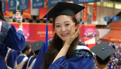 明明学硕的含金量更高,为何学生还要选择“专硕”?原因很现实!