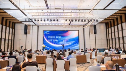 宁波银行南京分行：普惠雨露有“资”养，金融“春风”暖夕阳