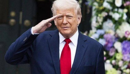 特朗普百日“维新”，美金融市场一片狼藉