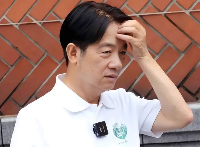 赖清德“偷渡”出访，“撒币”式表演，只换来全网嘲讽