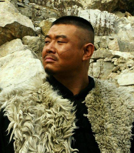 他是民国悍匪之一，光小弟就有一万多名，剿匪后救出500多名妇女